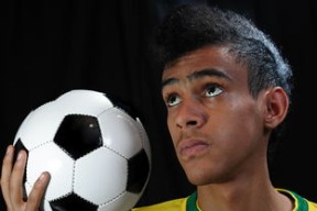 开云体育官网登入-国家队在赛后召开新闻发布会回应媒体关切，国家队最新比赛