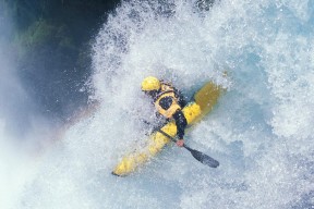 KAIYUN 中国大陆-国足中场核心战术分析引关注，国足中场球员排名
