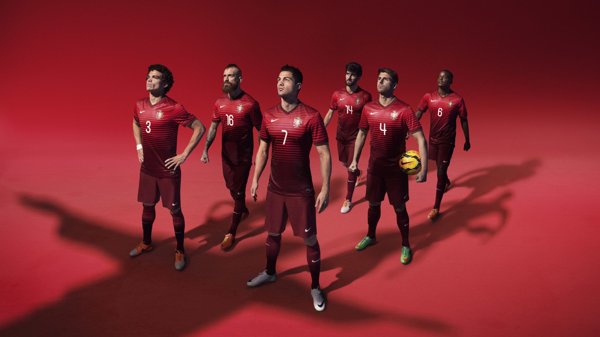 C罗参与纪录片拍摄讲述奋斗过程，c罗的纪录片