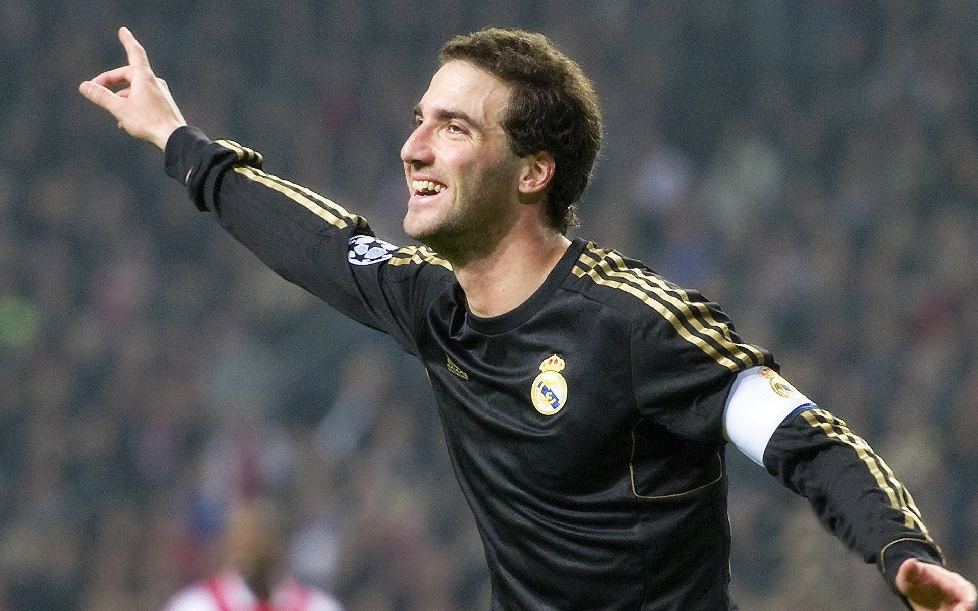 世界杯震撼逆转：最后一刻创造奇迹奇观，世界杯逆转 最后三分钟连进三球