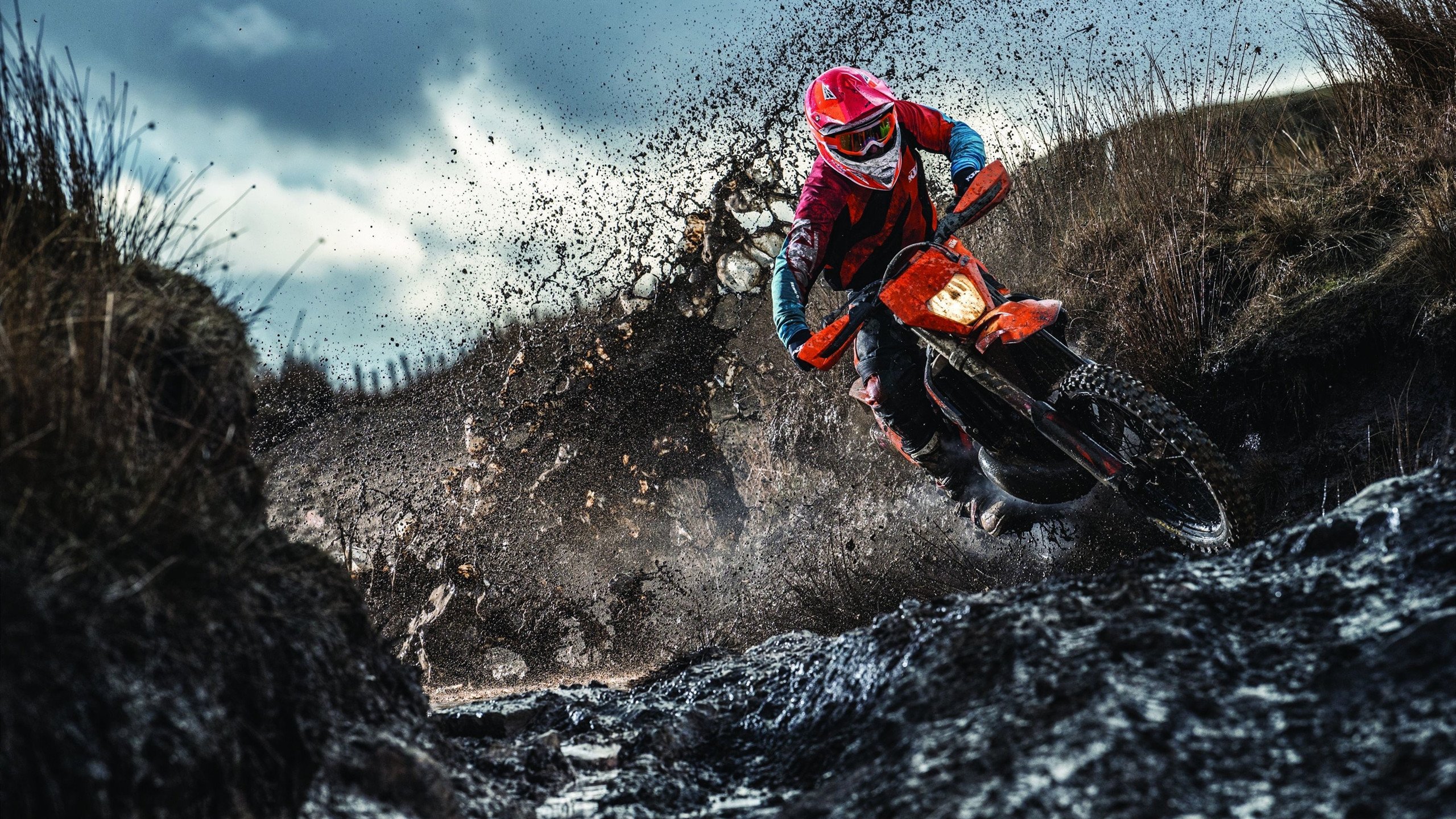 公牛前锋接受电视专访分享赛场故事，公牛以前的中锋